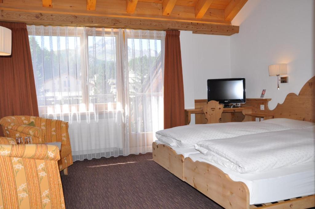 Hotel Seraina Sils Maria Cameră foto