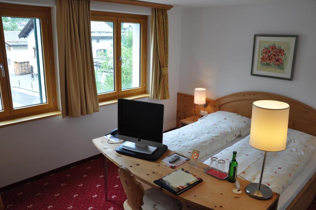 Hotel Seraina Sils Maria Cameră foto